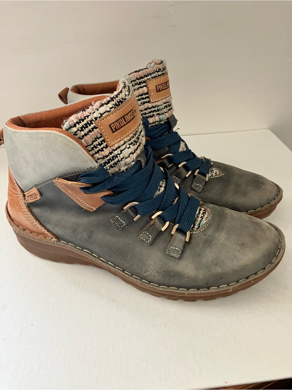 PIKOLINOS Gray and Navy Lace-Up Hiker Boots with Tan Accents